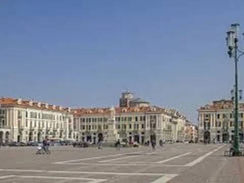 intera palazzina in vendita a Dogliani