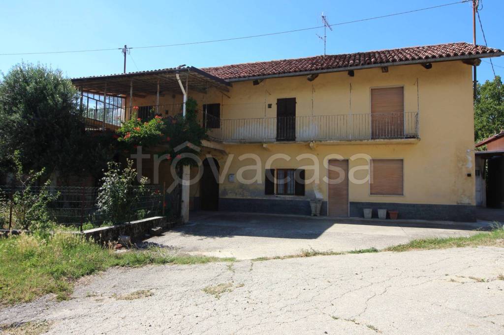 casa indipendente in vendita a Dogliani