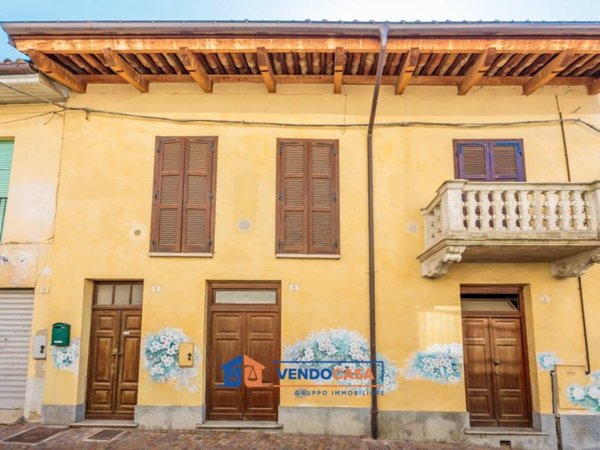 casa indipendente in vendita a Dogliani