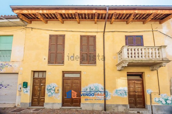 casa indipendente in vendita a Dogliani