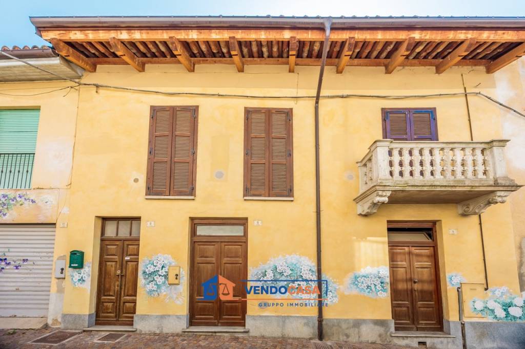 casa indipendente in vendita a Dogliani