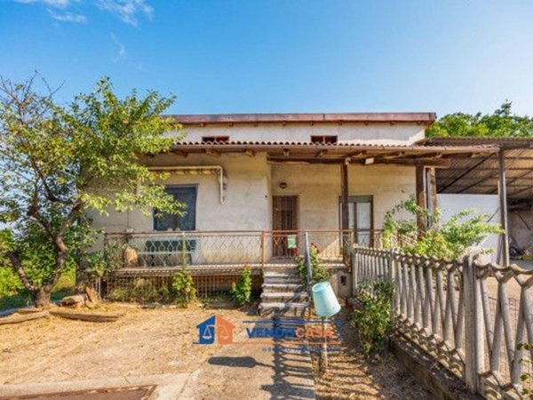 casa indipendente in vendita a Dogliani