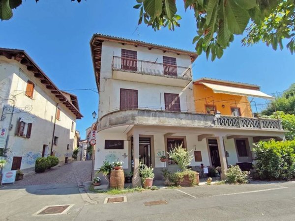 casa indipendente in vendita a Dogliani