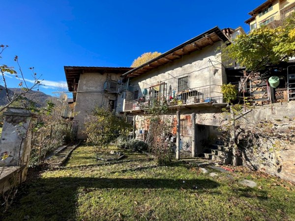 casa semindipendente in vendita a Dronero