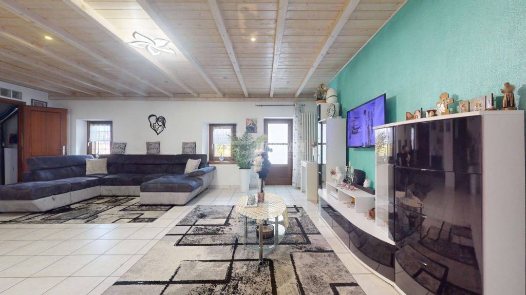 casa indipendente in vendita a Dronero