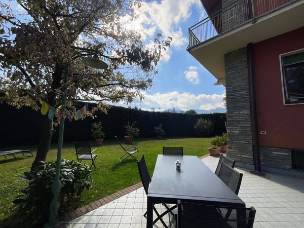 casa indipendente in vendita a Dronero