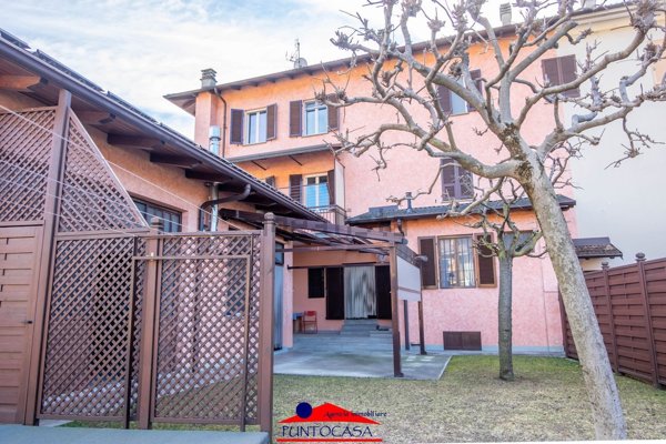 casa indipendente in vendita a Dronero