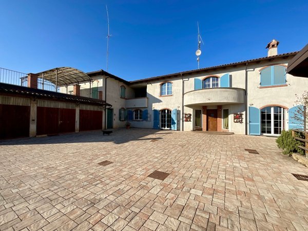 casa indipendente in vendita a Dronero