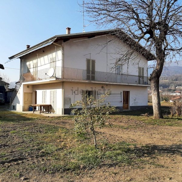 casa indipendente in vendita a Dronero