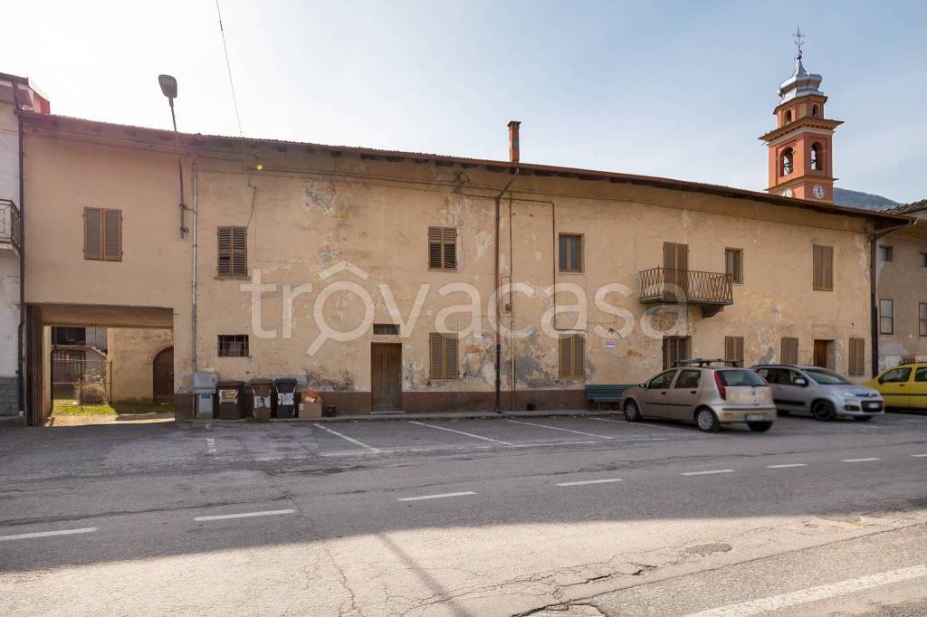 casa indipendente in vendita a Dronero in zona Tetti