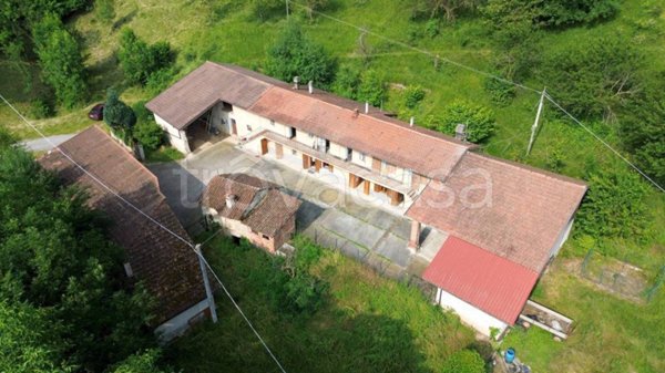 casa indipendente in vendita a Dronero