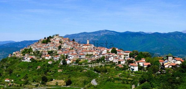 casa indipendente in vendita a Dronero