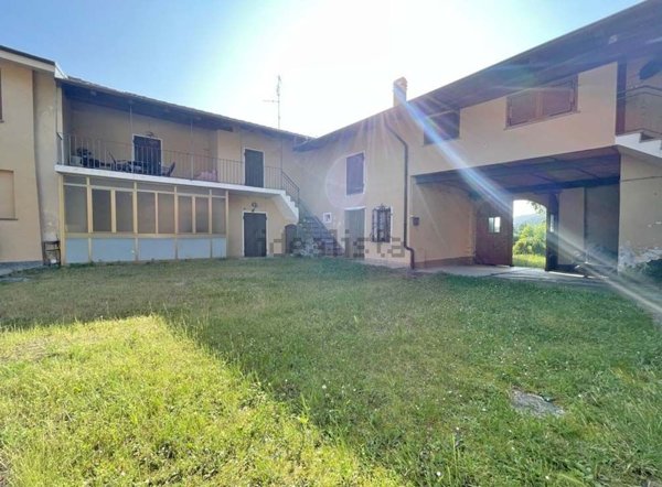 appartamento in vendita a Dronero in zona Tetti