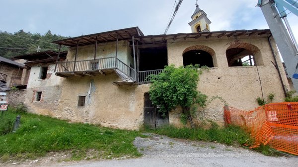 casale in vendita a Dronero