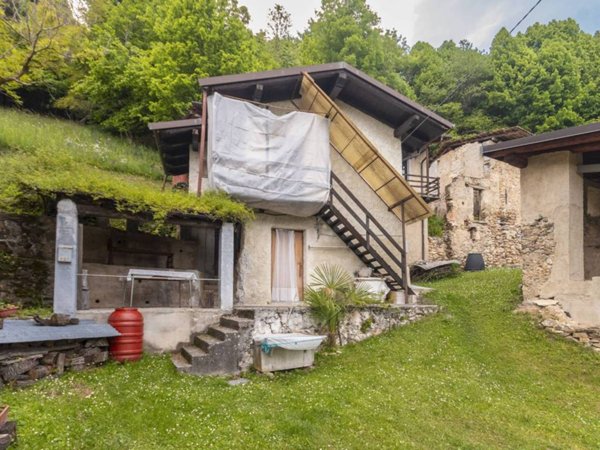 casa indipendente in vendita a Dronero