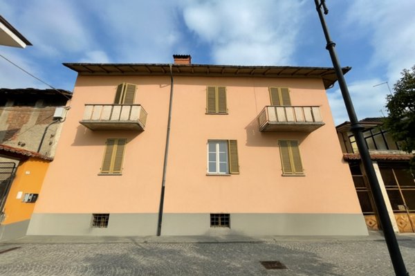 casa indipendente in vendita a Dronero