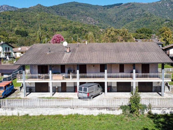 casa indipendente in vendita a Dronero