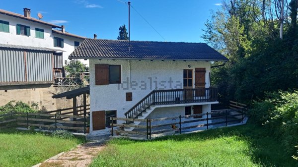 casa indipendente in vendita a Dronero in zona Tetti