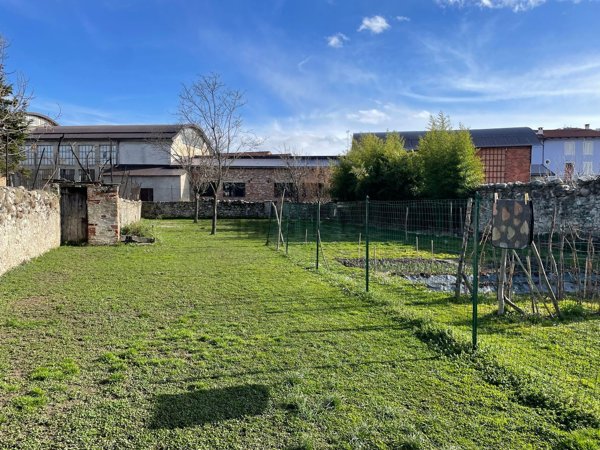 casa indipendente in vendita a Dronero