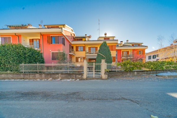 casa indipendente in vendita a Dronero