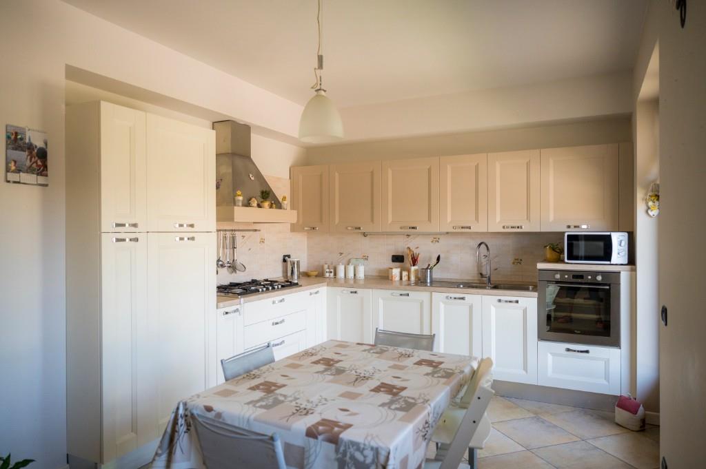 appartamento in vendita a Dronero in zona Ripoli