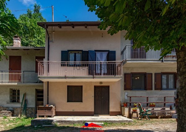 casa indipendente in vendita a Dronero