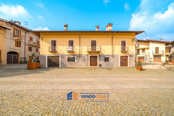 locale commerciale in vendita a Dronero