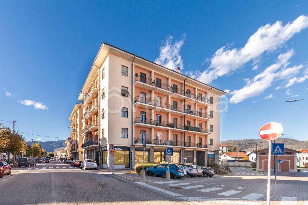 appartamento in vendita a Dronero in zona San Maurizio
