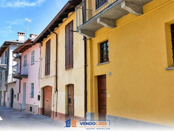 casa indipendente in vendita a Dronero