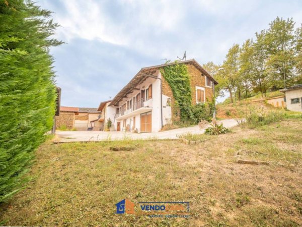 casa indipendente in vendita a Dronero
