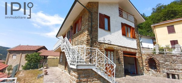 casa indipendente in vendita a Dronero in zona San Maurizio