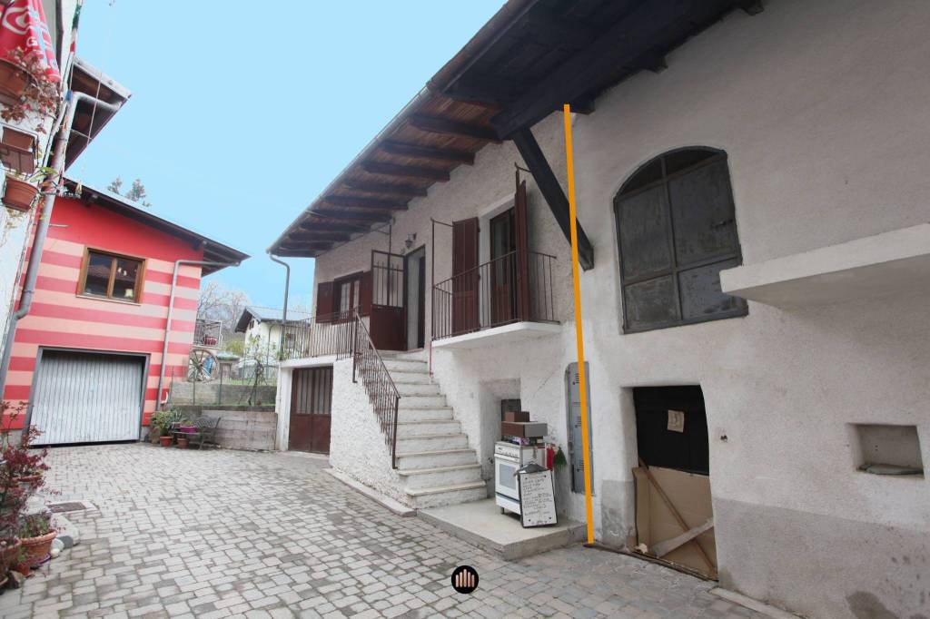 casa indipendente in vendita ad Entracque