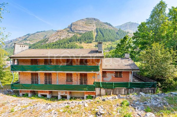 casa indipendente in vendita ad Entracque