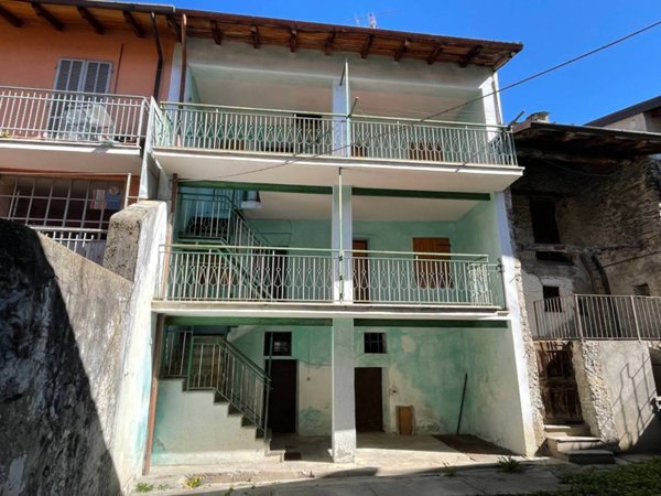 casa indipendente in vendita ad Entracque