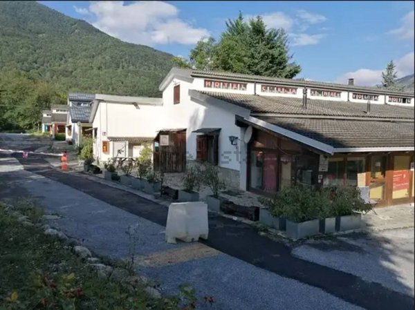 casa indipendente in vendita ad Entracque