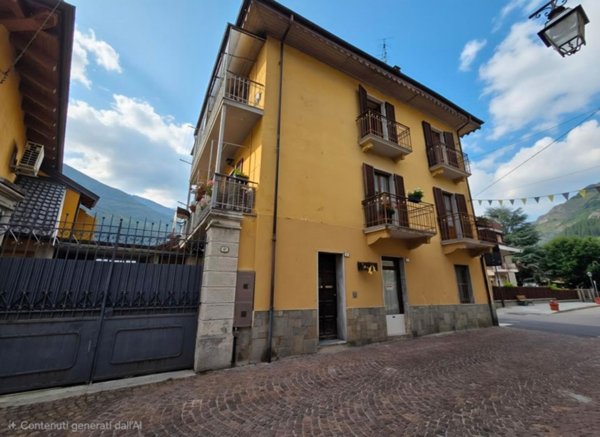 casa indipendente in vendita ad Entracque