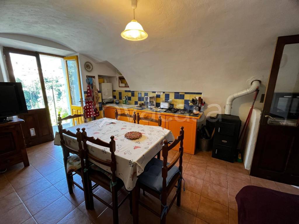 casa indipendente in vendita ad Entracque