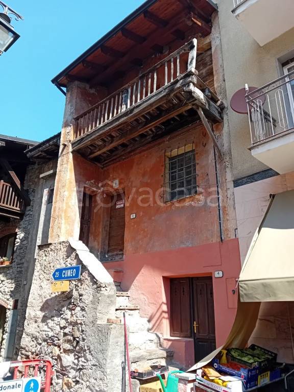 appartamento in vendita ad Entracque