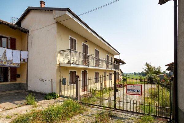 casa indipendente in vendita ad Envie
