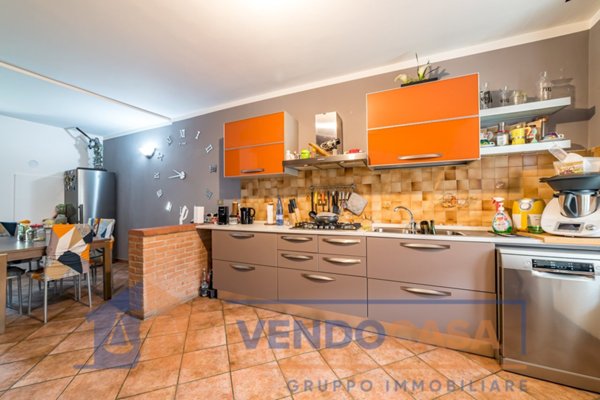 casa indipendente in vendita ad Envie