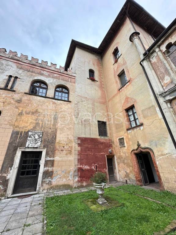 appartamento in vendita ad Envie
