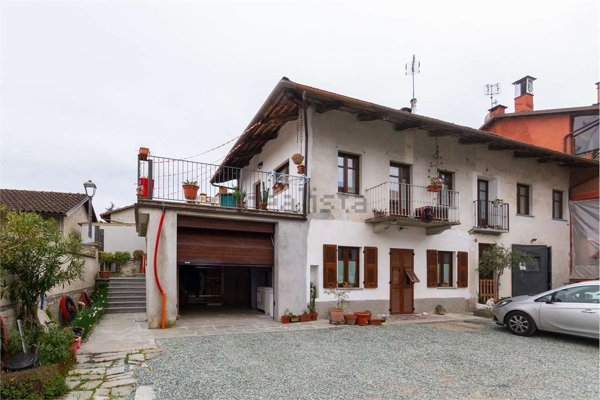 appartamento in vendita ad Envie