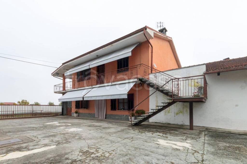 casa indipendente in vendita ad Envie