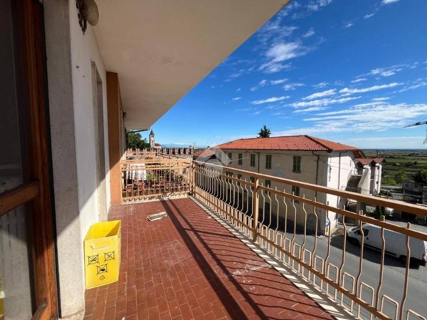 appartamento in vendita ad Envie