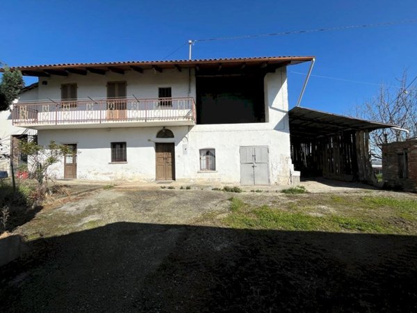 casa indipendente in vendita ad Envie in zona Occa