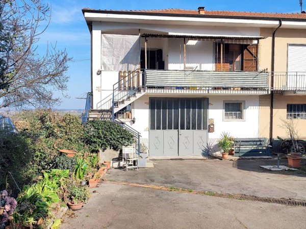 casa indipendente in vendita ad Envie