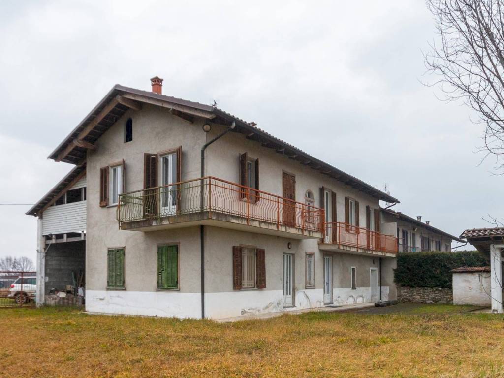 casa indipendente in vendita ad Envie