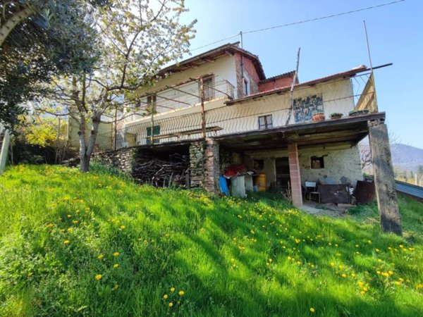 casa indipendente in vendita ad Envie