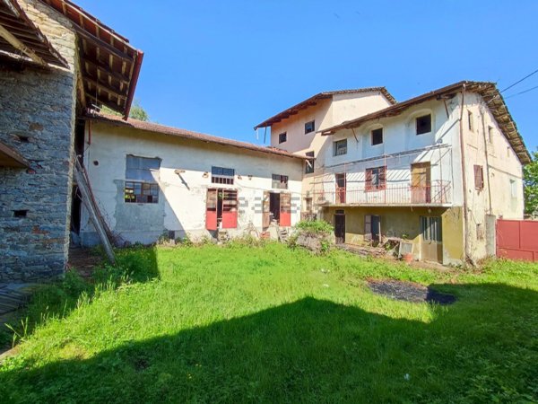 casa indipendente in vendita ad Envie