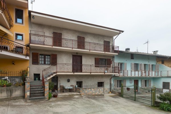 casa indipendente in vendita ad Envie